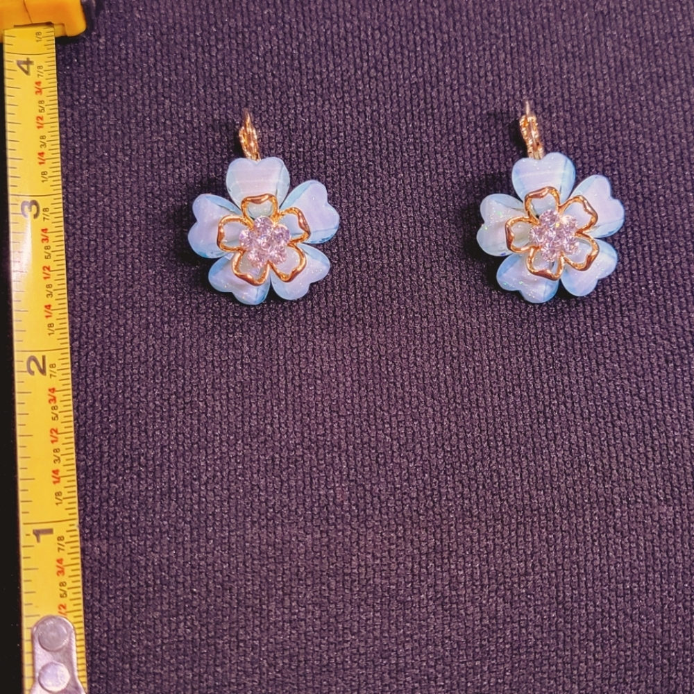 18k gold plated Blooming flower blue earrings.